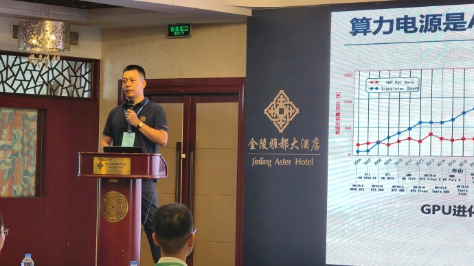 6a6c0e37d0bf2.jpg 王浩宇.jpg